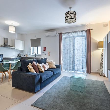 St Julians - Balluta 2 Bedroom Apartment Saint Julian's エクステリア 写真