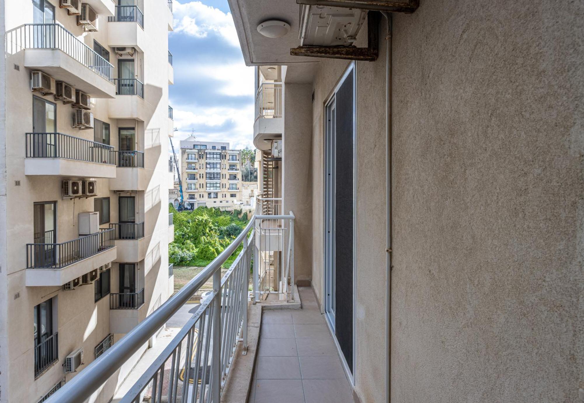 St Julians - Balluta 2 Bedroom Apartment Saint Julian's エクステリア 写真